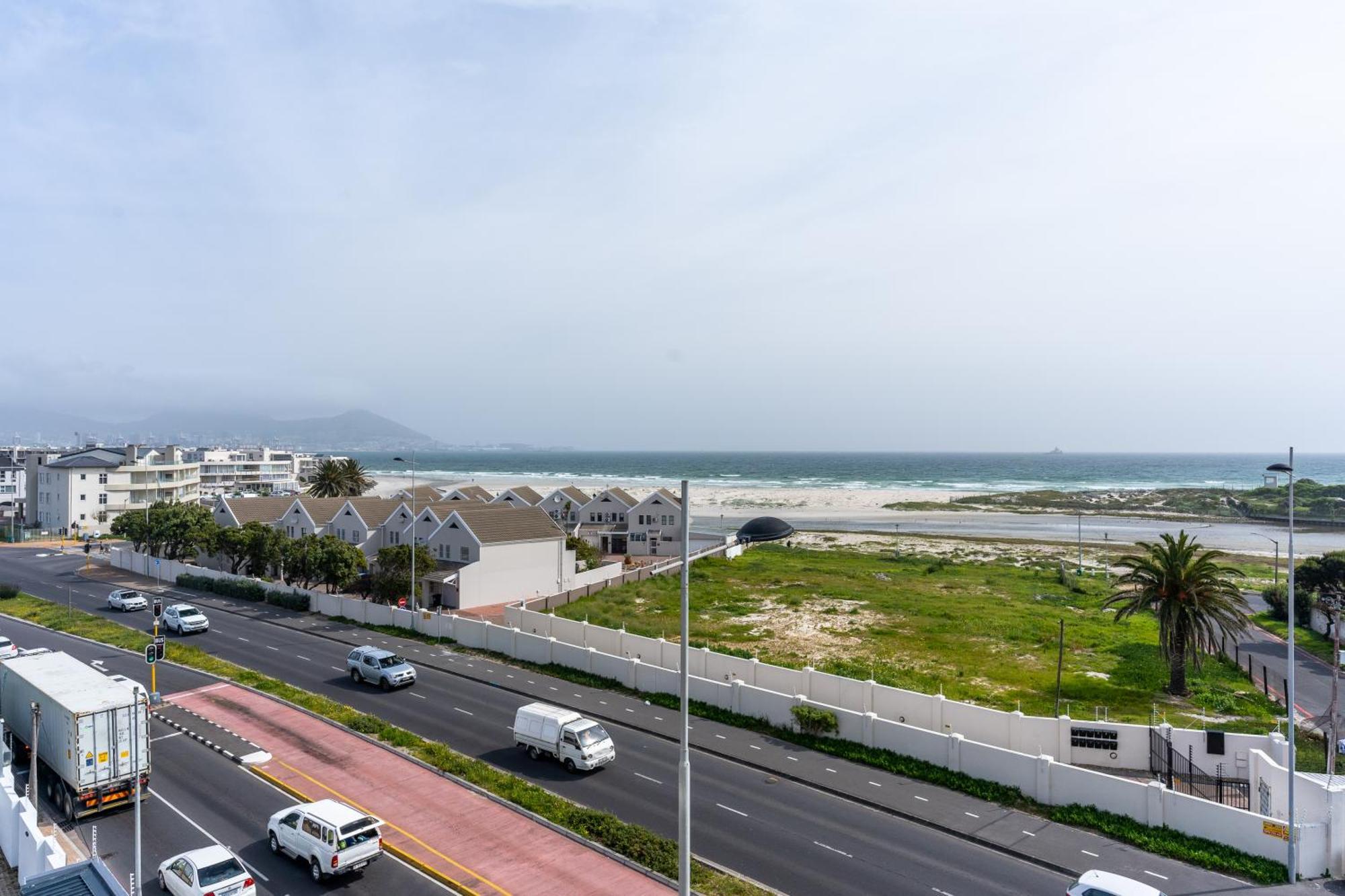 Burmeister403 - Modern 1 Bedroom Across From Ocean Appartement Le Cap